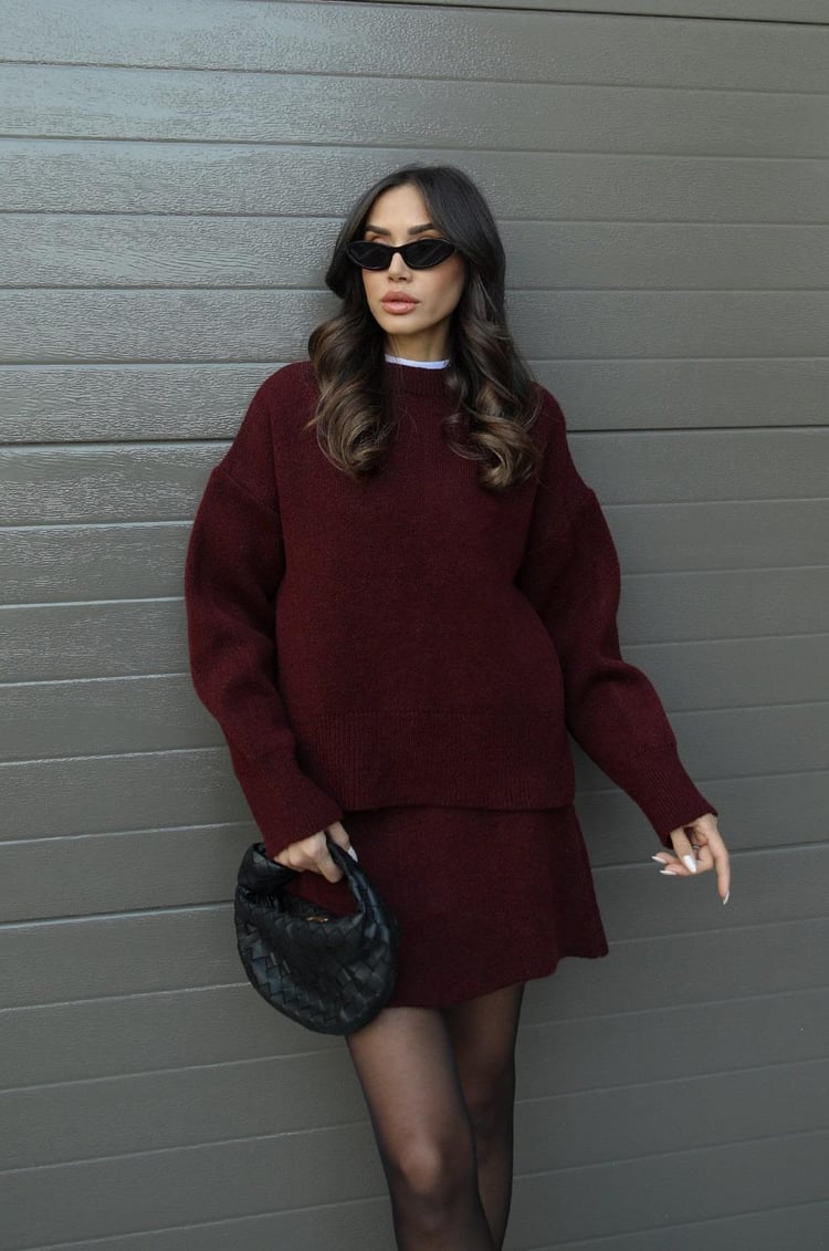 Jazlyn I Cozy Knitting Set