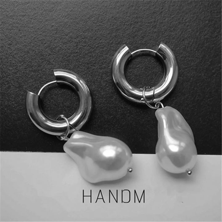 Gwyneth | Pearl Hoops